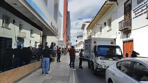 La situación económica del país está bastante complicada.