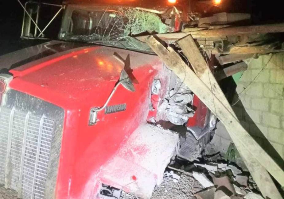 Una persona resultó lesionada en ese estrepitoso revés.