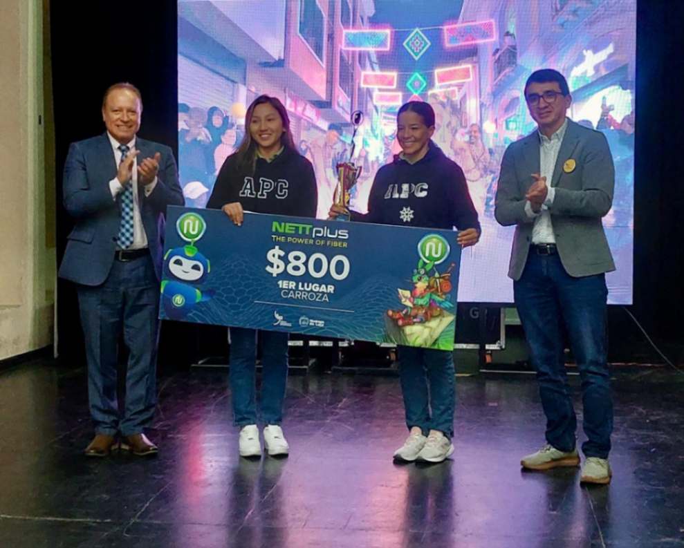 Primer lugar: Colegio de Bachillerato Particular Antonio Peña Celi.