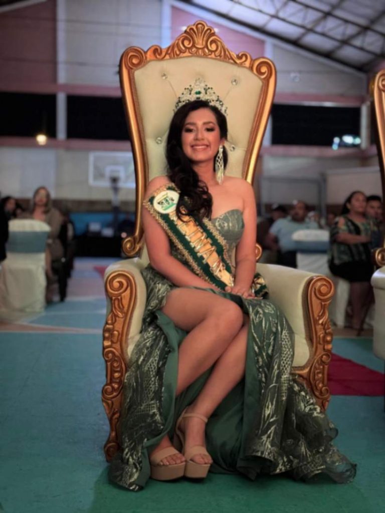 Zuleika Chamba Ludeña es la nueva Reina del cantón, período 2024-2025.