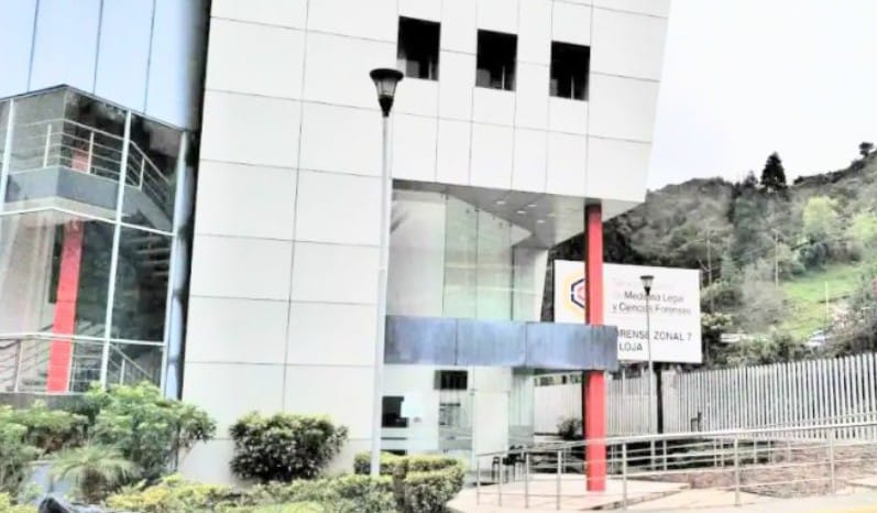 El cadáver fue llevado a la morgue del Servicio de Medicina Legal y Ciencias Forenses.