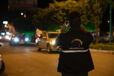 Los candidatos aún tienen alrededor de dos semanas para conseguir el apoyo de la comunidad.