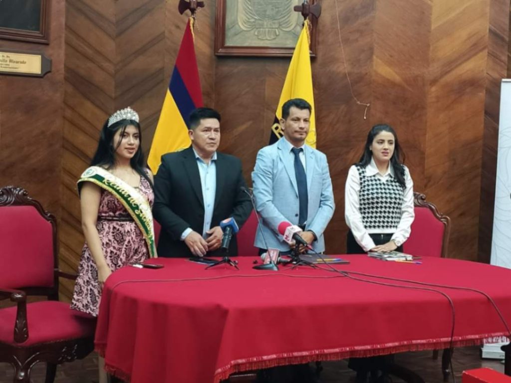 En la ciudad de Loja, la presentación de las festividades se realizó este martes 21 de enero.