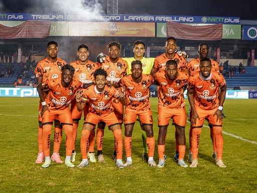 El elenco lojano esta conformado prácticamente solo con jugadores ecuatorianos.