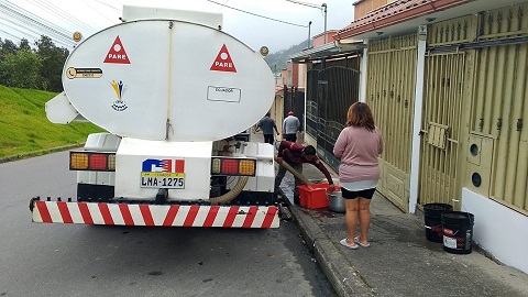 La comunidad recibió agua potable gracias a los tanqueros que circularon en esos días.