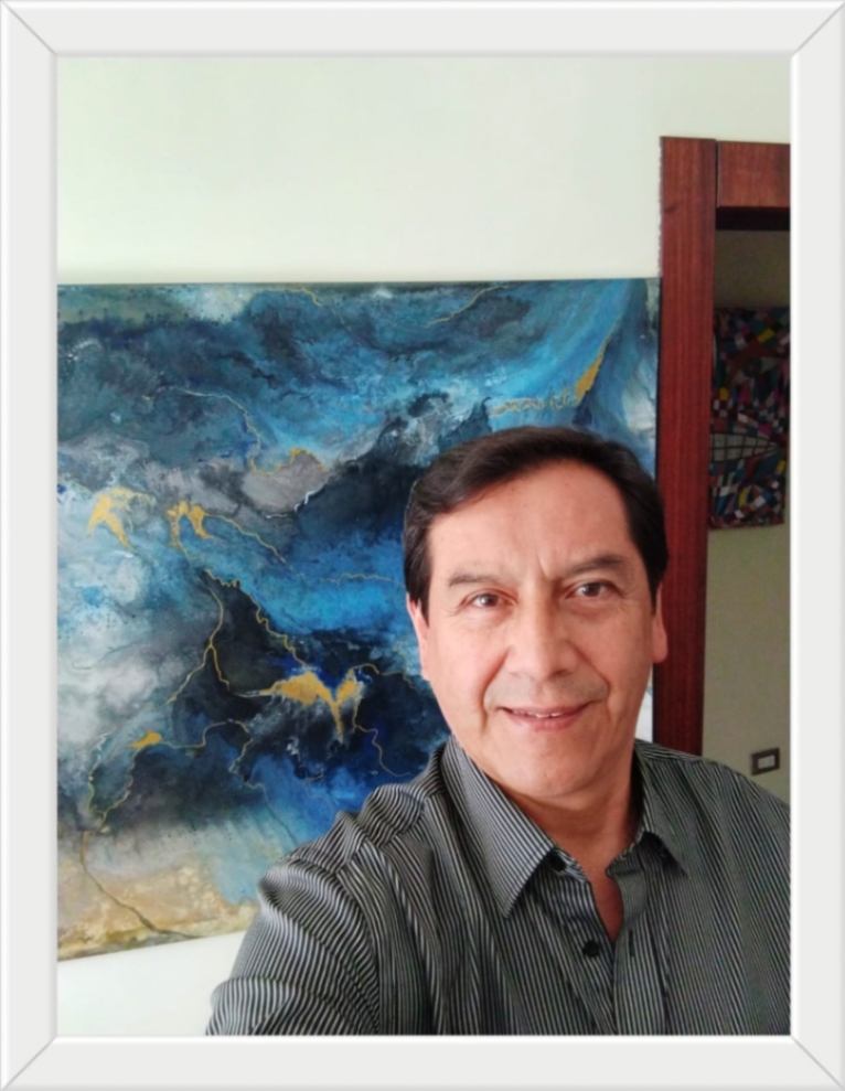 El autor expresa que la muestra invita a adentrarse en un mundo de fantasía y creatividad sin límites.