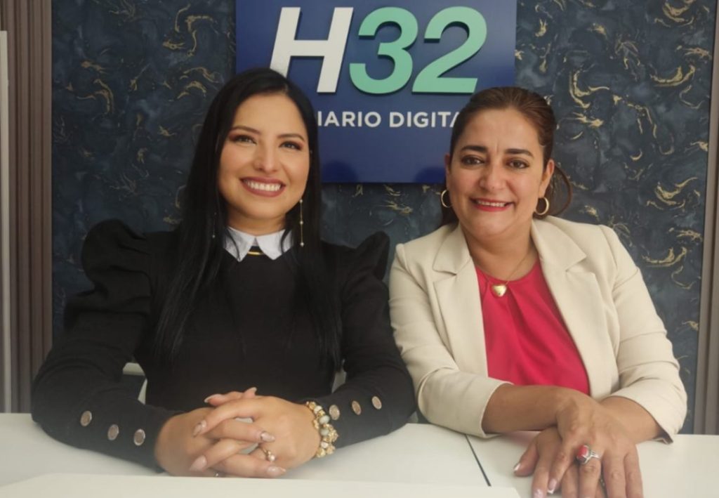 Vanessa Vinces Requena y María de los Ángeles Troya invitan a la ciudadanía lojana a ser parte del evento del próximo sábado.