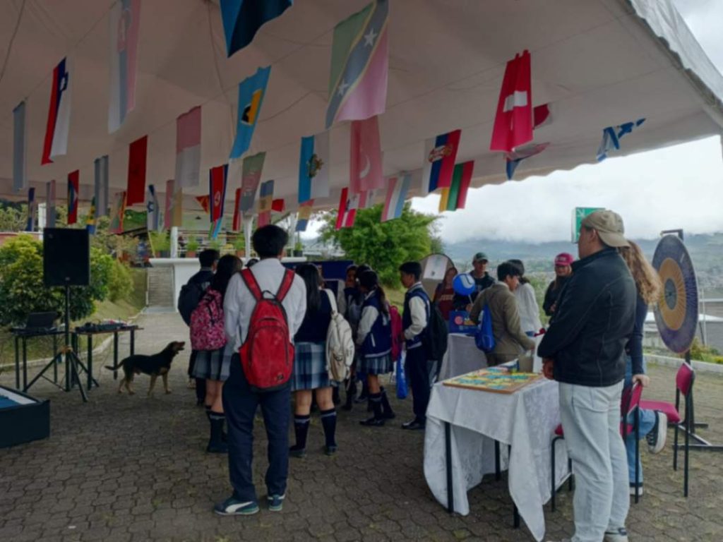 El ‘Open House’ inicio el lunes 17, con la participación de barrios establecimientos educativos.