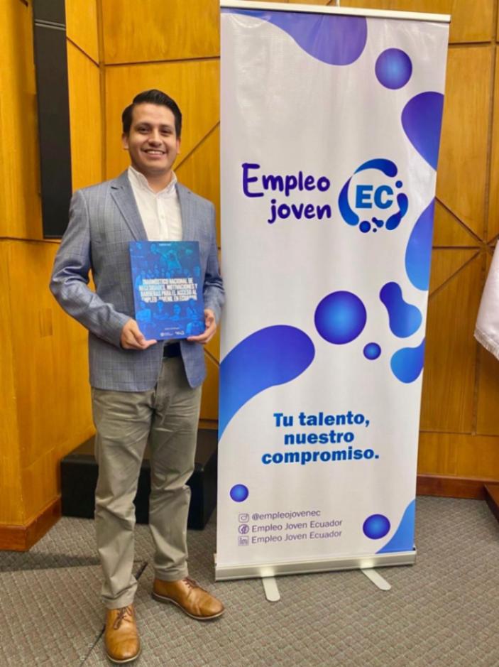 David León Ortega, coautor del reporte e integrante del colectivo Empleo Ecuador, actualmente es maestrante de la Flacso-Ecuador.