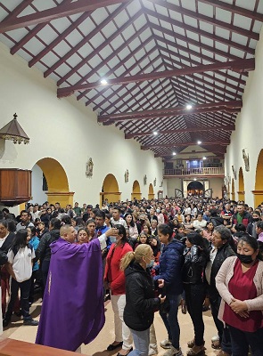 En los distintos templos religiosos se tiene todo planificado para vivir este tiempo.