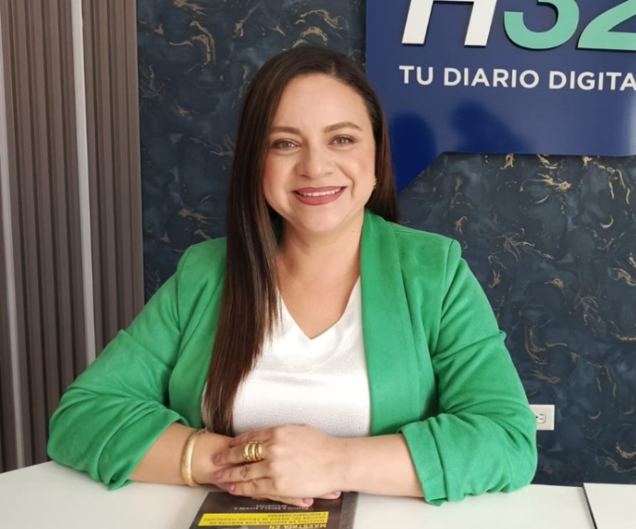 Mariuxi Pardo Cueva, directora de la maestría en Auditoría con mención en Gestión del Riesgo de Fraude Financiero y Auditoría Forense.