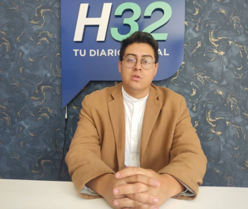 Juan Diego Estrada Fierro, director de Profesionales.ec, anuncia que se vienen más conversatorios a escala nacional.