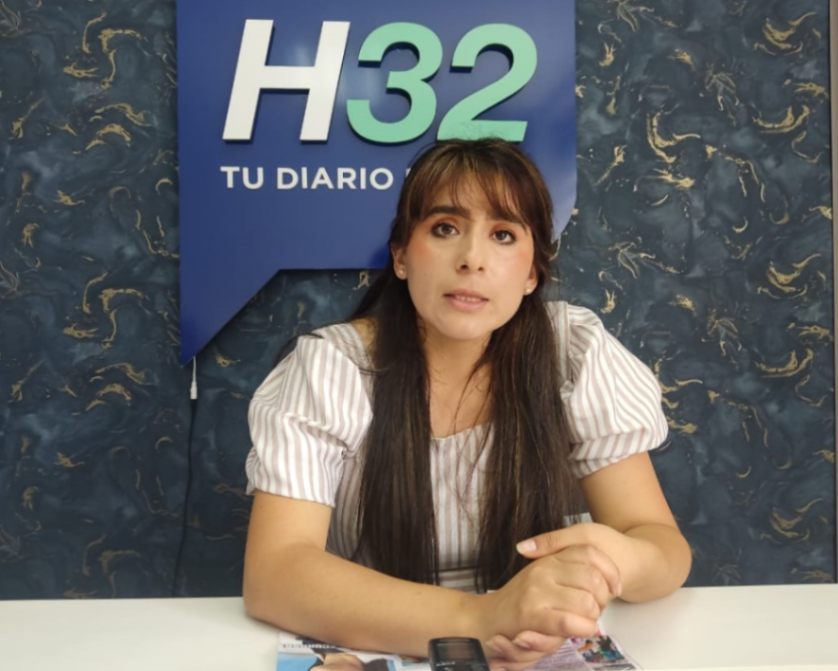 Andrea Cuenca Parra, coordinadora del Frente, dice que la candidata a presidenta de la República ofrece generar fuentes de trabajo para la juventud.