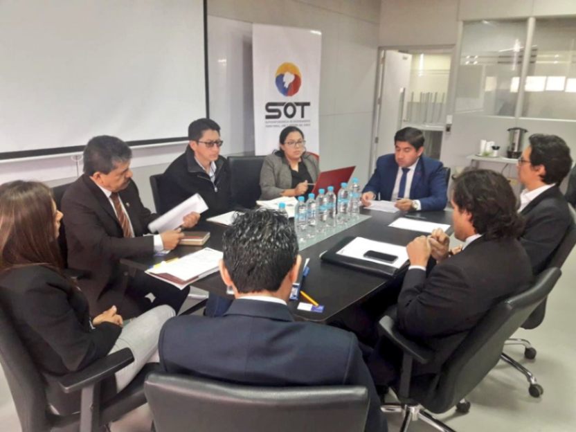 José Vicente Ordóñez como intendente de la Superintendencia de Ordenamiento Territorial, desde 2018 hasta 2019.