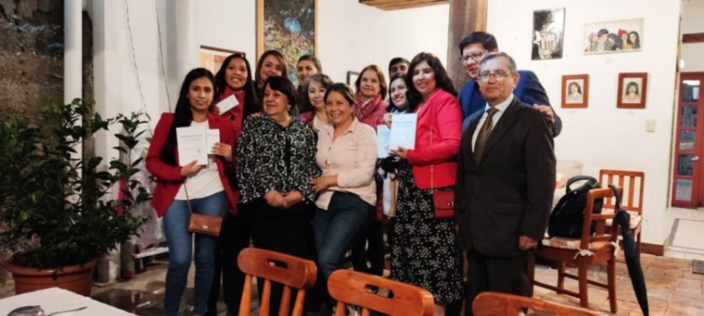 Zoila Loyola es docente de filosofía de la Universidad Técnica Particular de Loja.