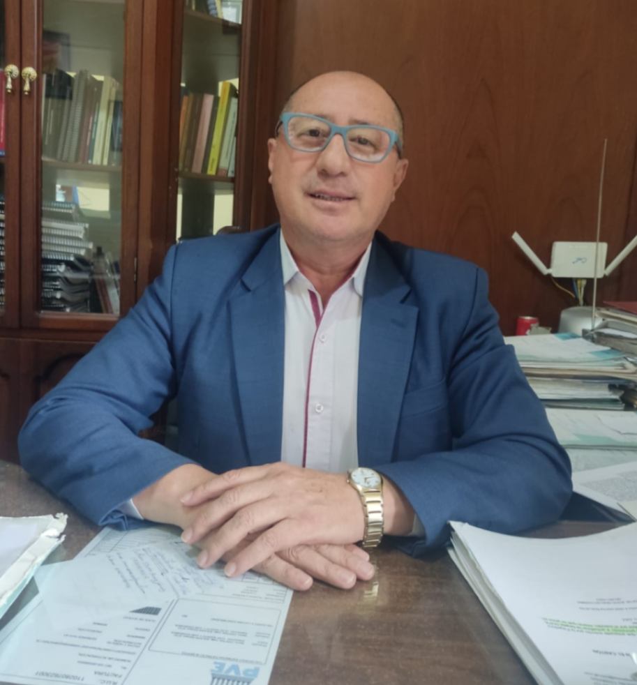 El jurisconsulto dice que, en el tema remoción, los 11 concejales deben votar a conciencia, caso contrario, serán juzgados históricamente por los lojanos.