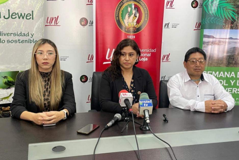 Las autoridades invitan a la ciudadanía a participar en las actividades programadas.