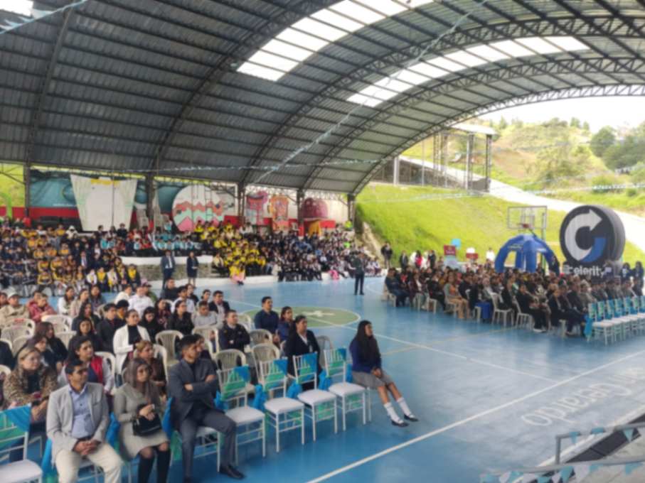 La apertura se cumplió ayer, en las instalaciones del plantel anfitrión. Los concursos se desarrollan allí y en varias subsedes.