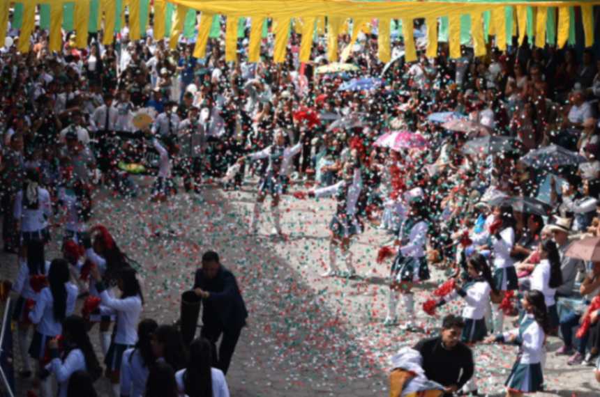 El desfile fue bastante atractivo.