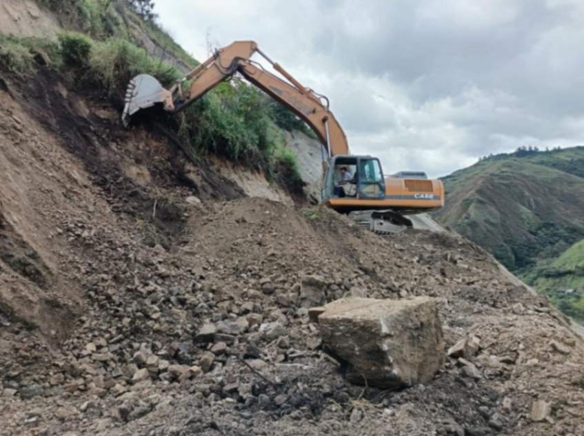 Los trabajos continúan ejecutándose en Nangora.