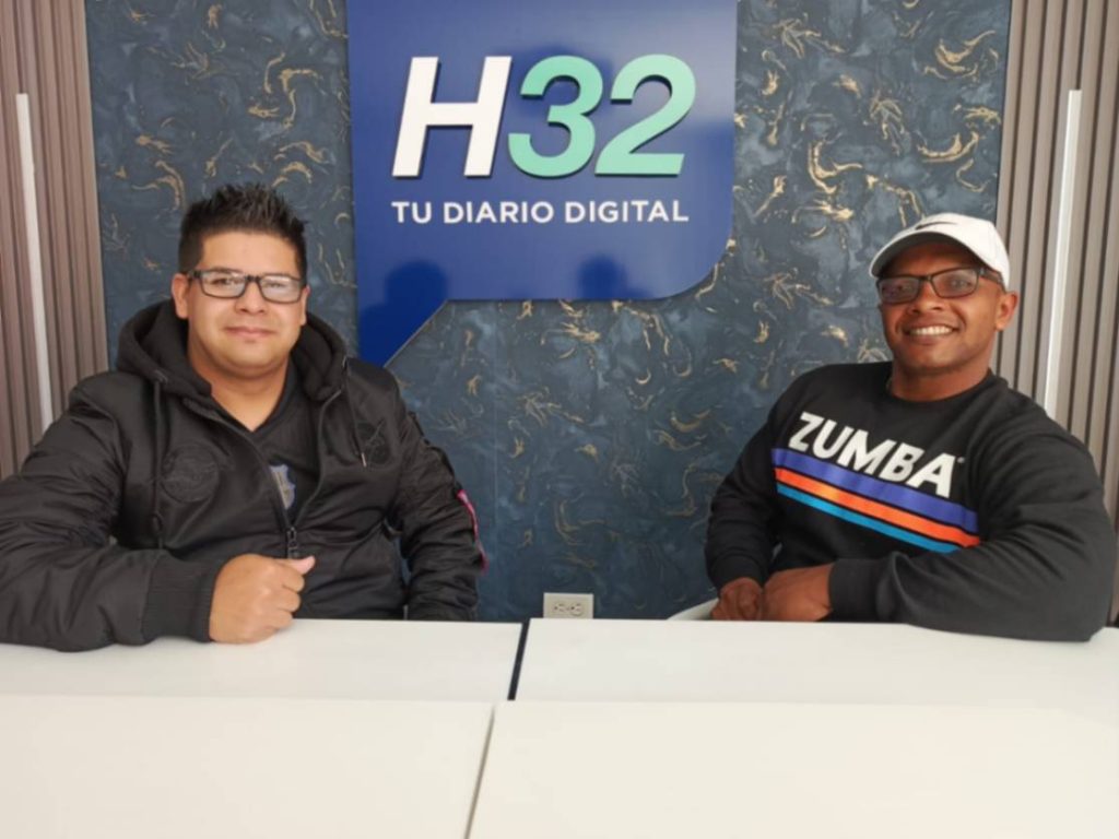 Sergio Merchán Mogrovejo, director de la academia, y Nacho Arroyo Ramírez, instructor de zumba.