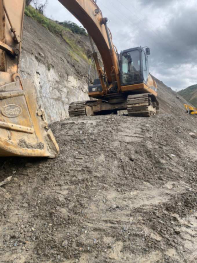 En el sector del deslave, a partir de este miércoles, 18 de junio de 2025, se autorizó el paso vehicular de 17:00 a 08:00 del día siguiente.