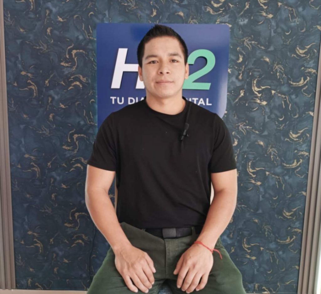 Deyvi Cuenca es conocido en redes sociales como Deytrok.