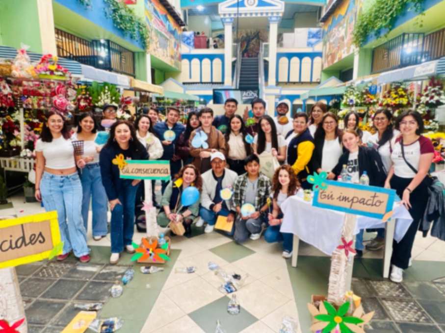 Los estudiantes, a lo largo del semestre, desarrollaron piezas multiformato con contenido audiovisual, radial y digital.