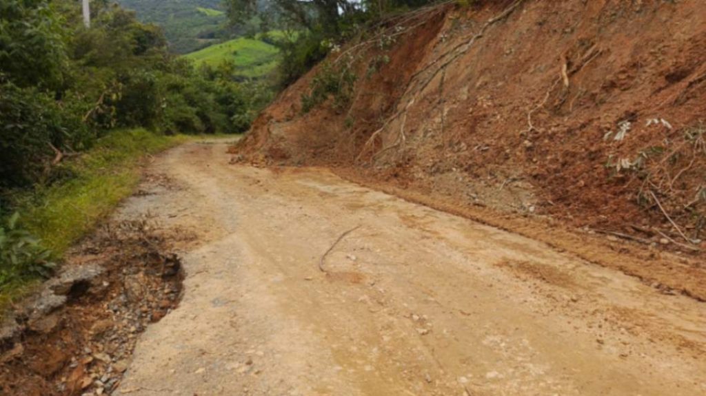 El estado de las vías a los diversos barrios rurales de la parroquia es deprimente.