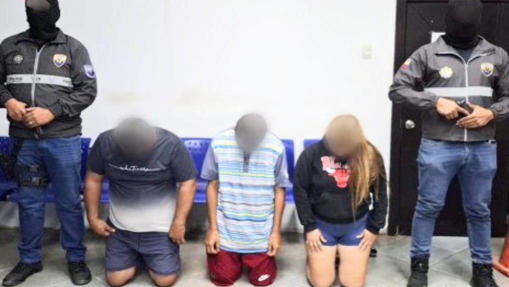 Uno de los tres ciudadanos tiene antecedentes penales por robo y hurto.