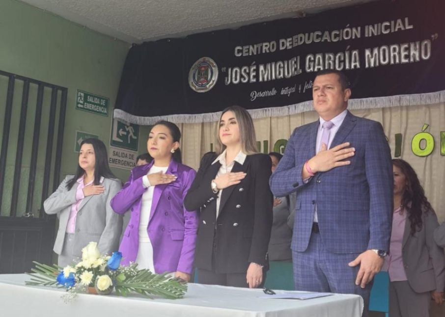 Autoridades inauguraron el año lectivo 2025–2026 en el Centro de Educación Inicial José Miguel García Moreno.