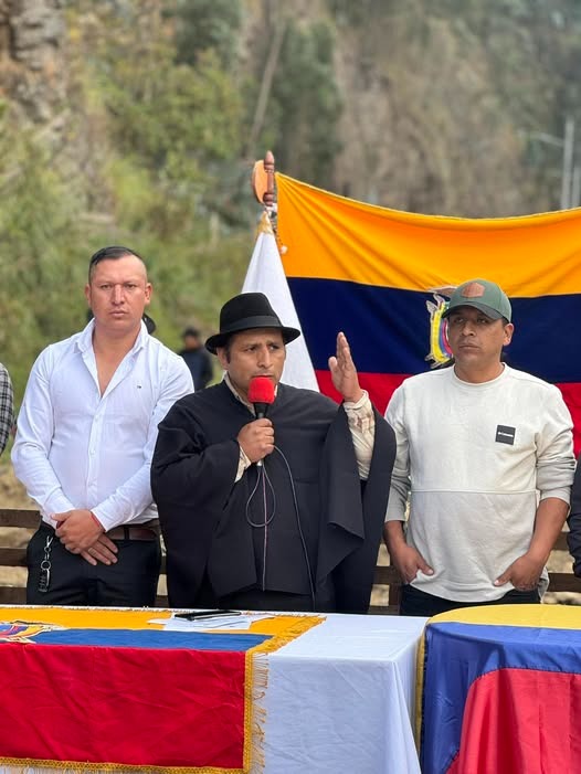 La asamblea, realizada en el barrio Sinincapac, fue liderada por el presidente de la FIIS, Marco Guamán Poma. (Fotografía cortesía Radio Frontera Sur)