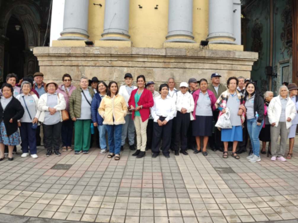 El último viernes, 26 de septiembre de 2025, visitaron la Catedral, donde al momento se encuentra la Virgen del Cisne.