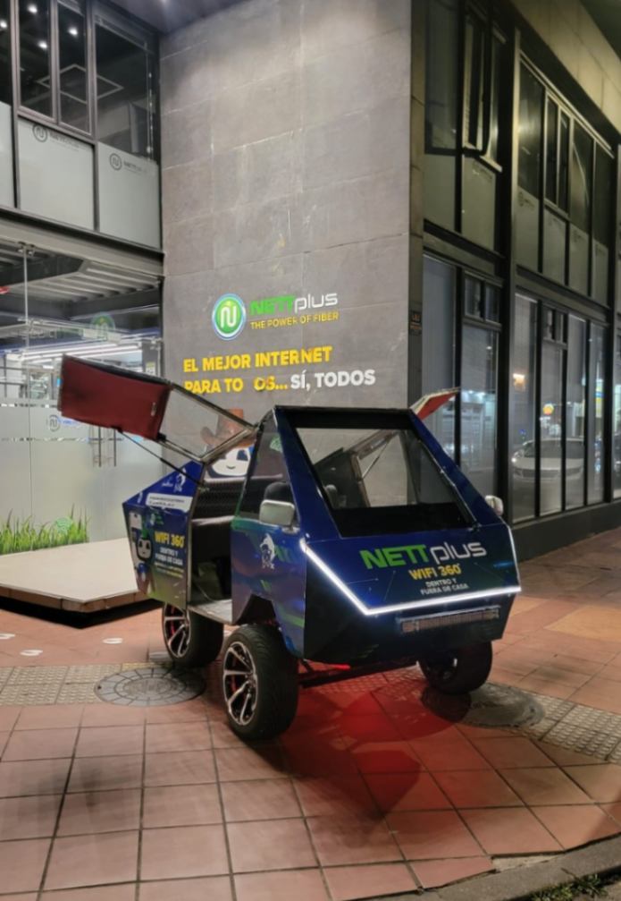 Luis apoda a este automotor como el “Mini Tesla”.