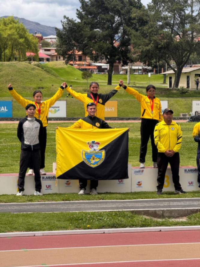 Cadetes de todo el país se reunieron en Cuenca para ser parte de estas competencias.