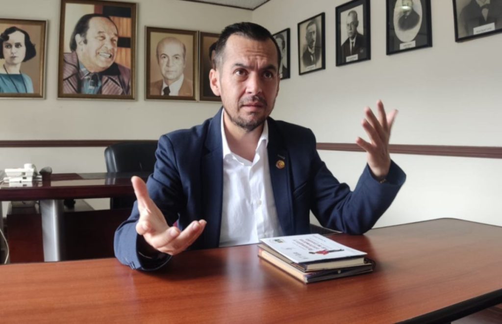 Julio César Espinoza agradece a todos por el apoyo constante durante su permanencia en el hospital del IESS.