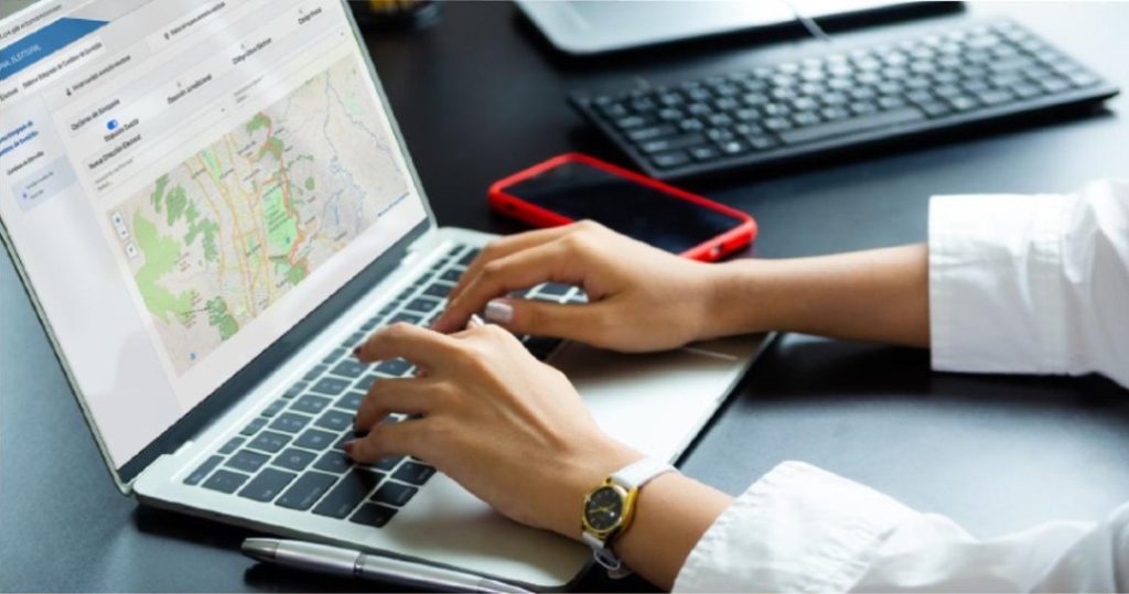 Los cambios de domicilio se pueden realizar a través del portal web www.cne.gob.ec.