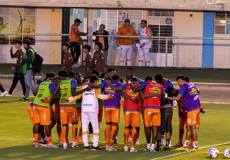 El compromiso se desarrolló en el estadio Reina del Cisne, de la ciudad de Loja.