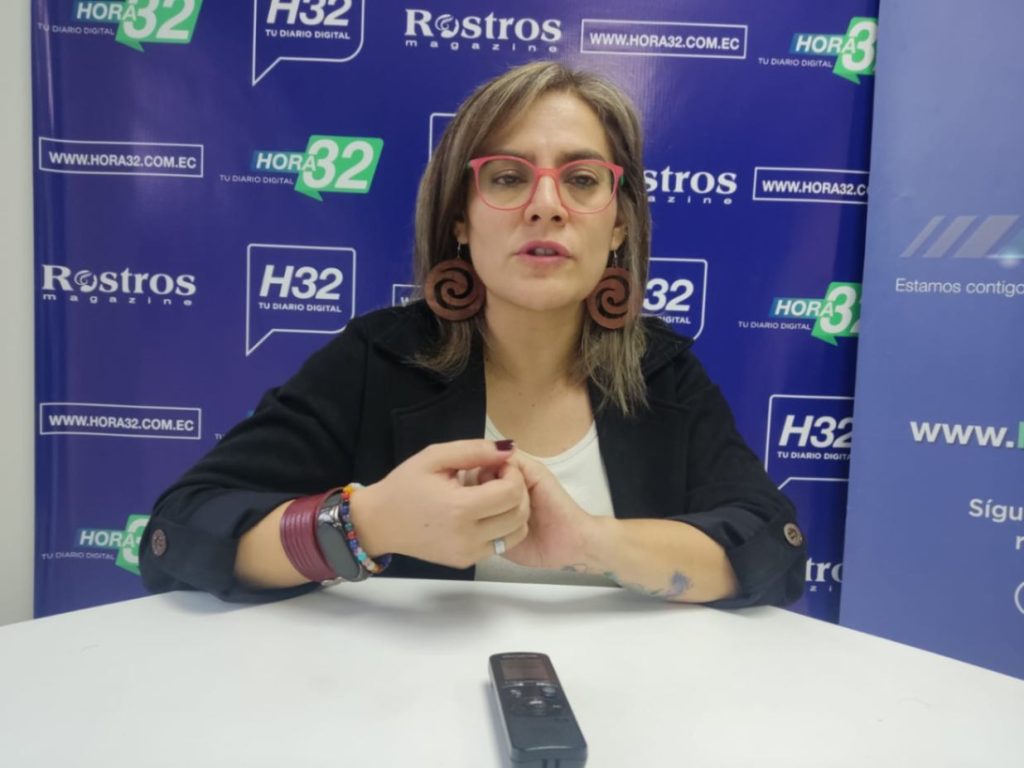 La legisladora dice que la bancada de la RC-5 planteó que la Ley de Minería fuera archivada, sin que se haya logrado conseguir los votos.