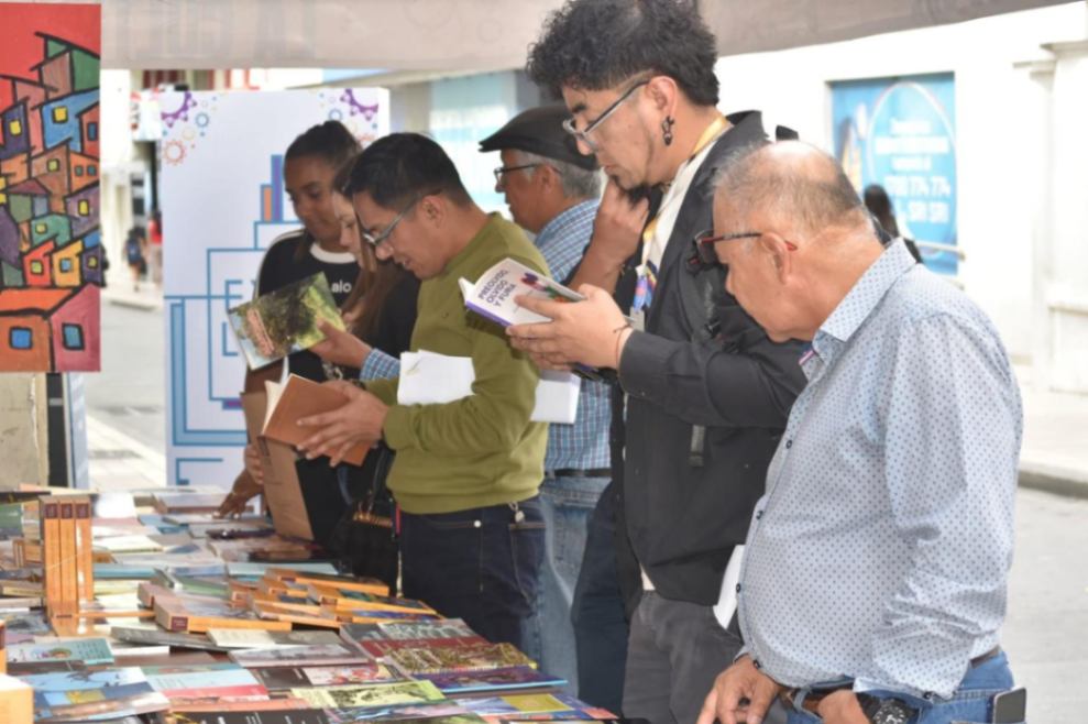 La CCE-Loja ha organizado la “Semana del Libro”, que incluye diversas actividades.