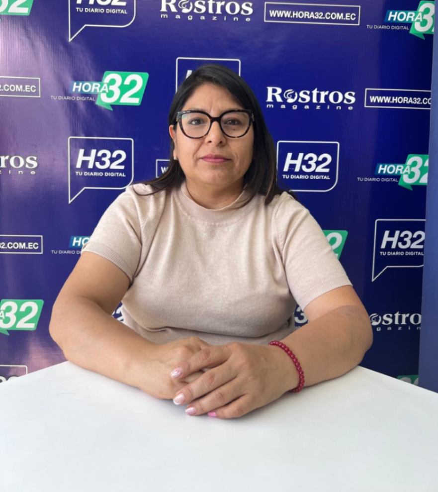 Lorena Conde, directora de la carrera de Sistema de Información de la UIDE Loja.