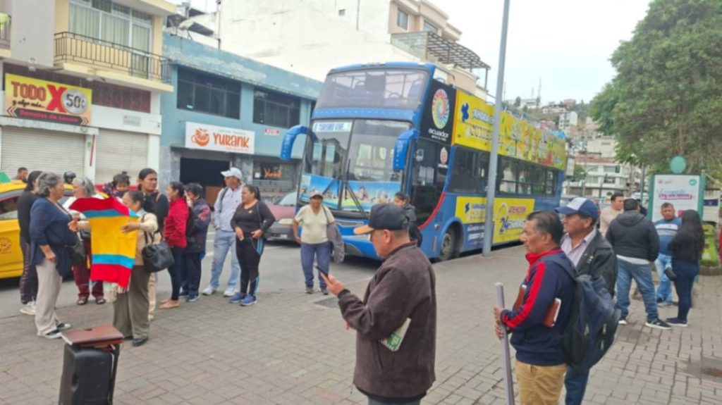 Los moradores, a las 08:30, se concentraron en el parque Bolívar para, desde allí, avanzar al Municipio.