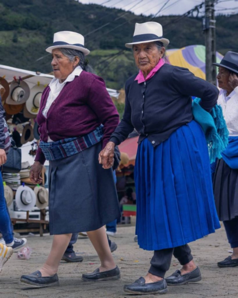 Los ciudadanos de Chuquiribamba se caracterizan por su religiosidad y profunda fe a San Vicente Ferrer. 