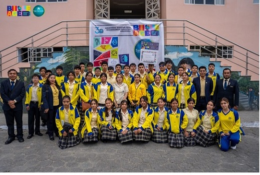 Delegación de la Institución Educativa Particular (I.E.P.) Proyecto Triunfo - Perú en Bioleage 2026.