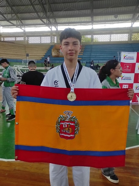Miller Sánchez Macas tiene 15 años de edad.