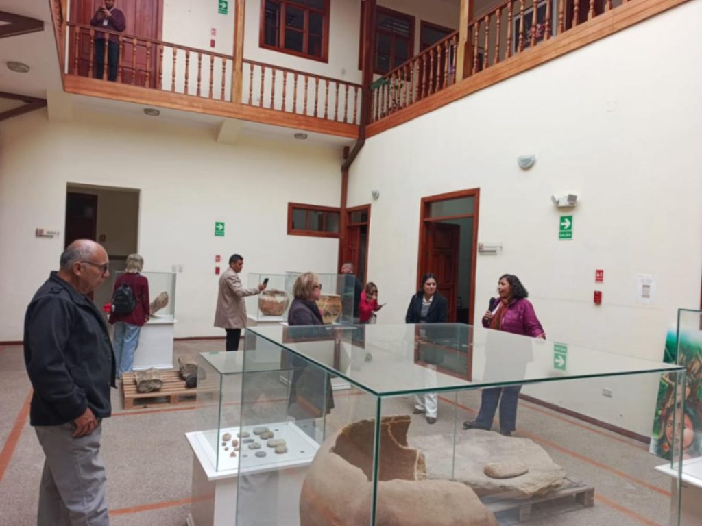 La casa abierta ‘Patrimonio Vivo’ reúne exposiciones arqueológicas y fotográficas para conmemorar los 48 años del INPC.