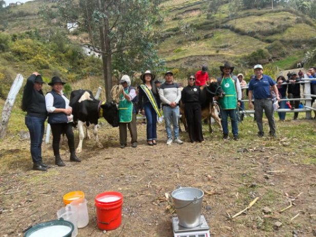 La feria reunió a productores en los campos agropecuario, industrial, artesanal, entre otros.