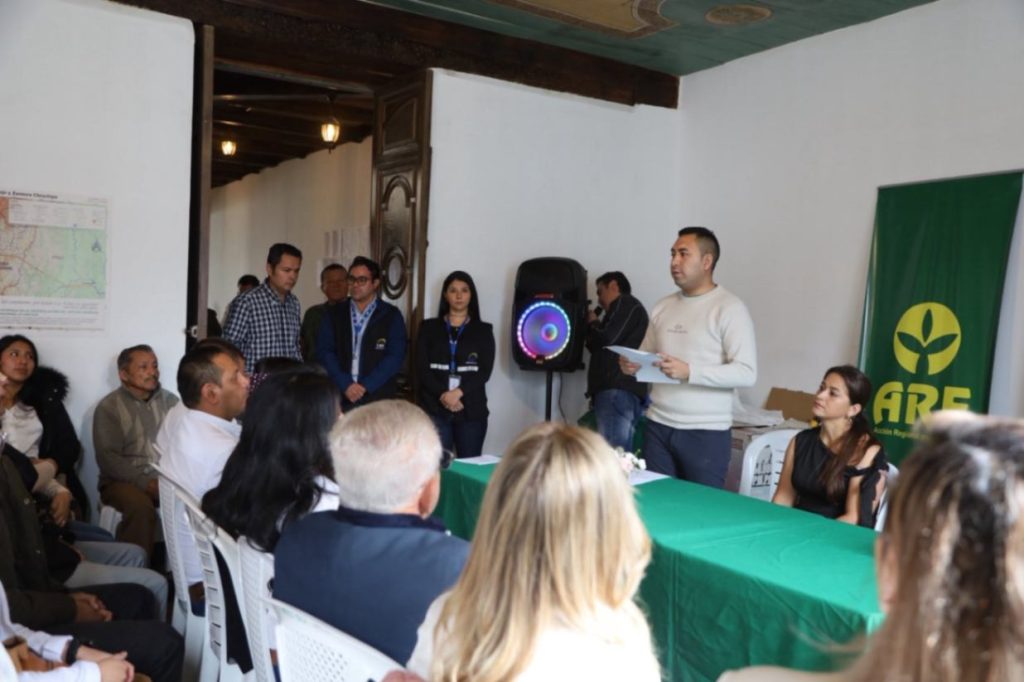 El proceso de las elecciones primarias se desarrolla con el acompañamiento del Consejo Nacional Electoral, lo que permite garantizar su correcta ejecución.