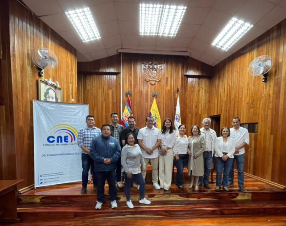 El flamante directorio lo integran dirigentes de los diversos sectores de la ciudad.