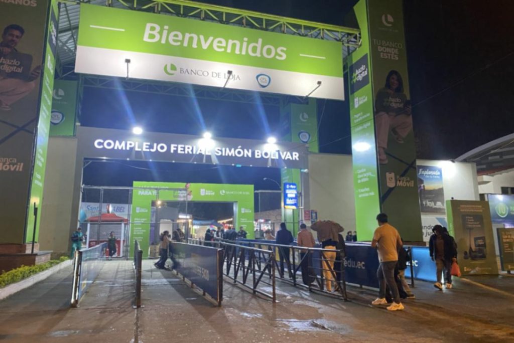 El evento contemplaba la presentación de artistas nacionales e internacionales.